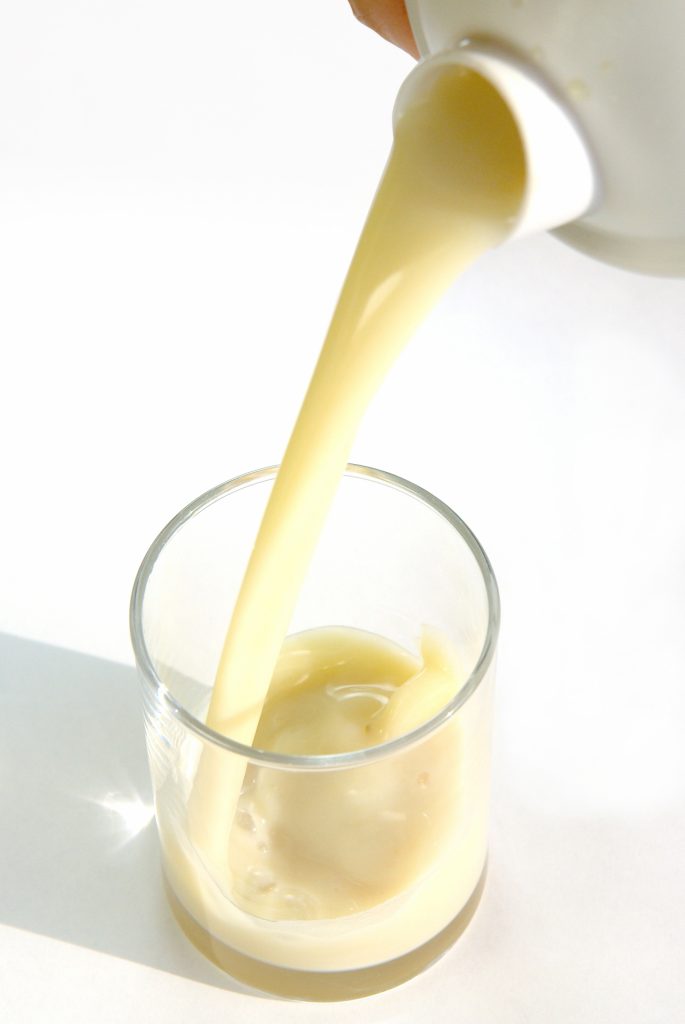 プロテインを飲むタイミングと必要摂取量とは